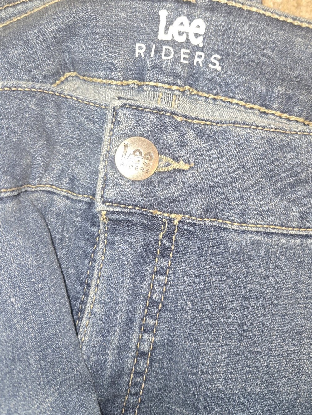 NWT Lee Riders Indigo Women’s Jeans Size 18W Dark Wash